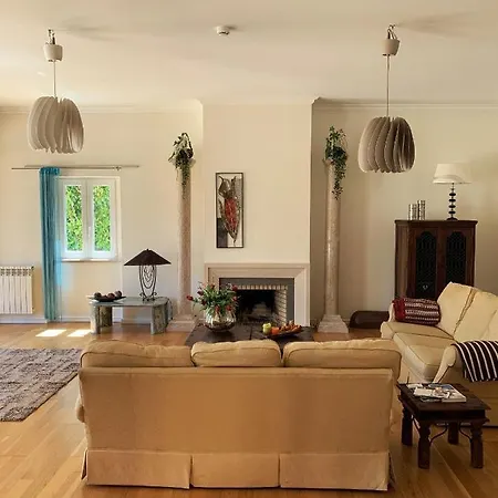 Villa With Swimming Pool In Golf