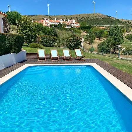 Villa With Swimming Pool In Golf *