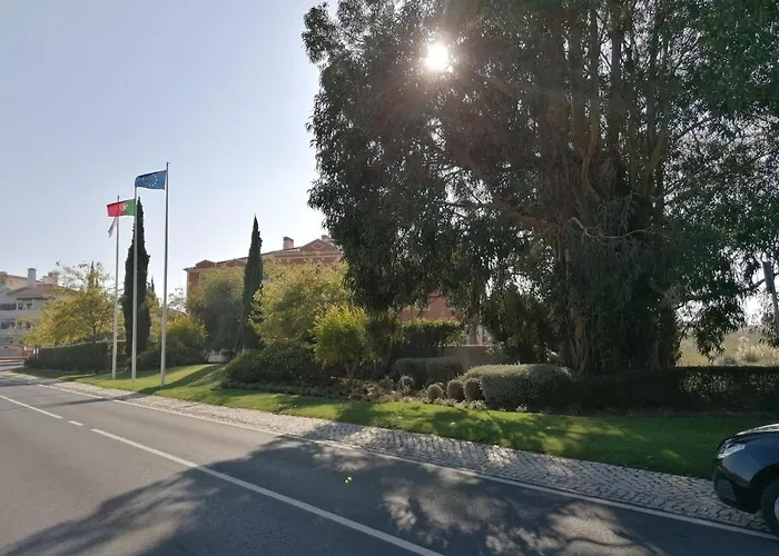 Villa With Swimming Pool In Golf Torres Vedras