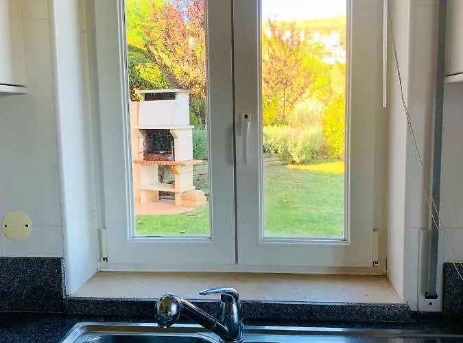 Villa With Swimming Pool In Golf *